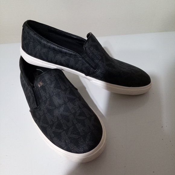 Michael Kors Black Textured Slip-On Shoes - Picture 1 of 8